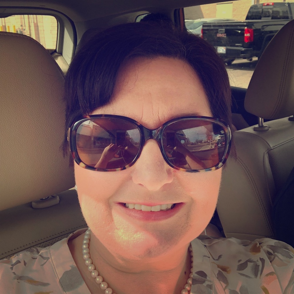 Meet your Posher, Sherrie